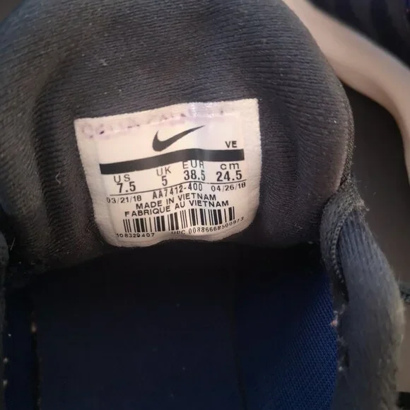 Nike Running Ladies Size 7.5 Navy with Pink Swoosh White & Black Sole Sneakers - Picture 9 of 9